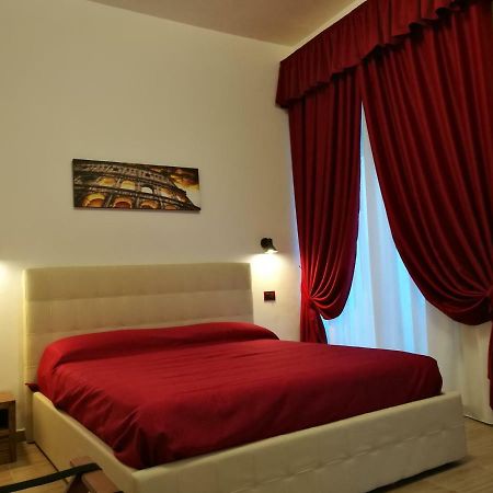 Отель Al Trenino Accomodation Рим Экстерьер фото